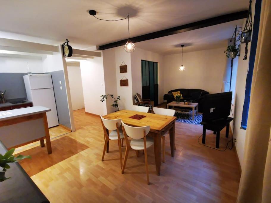 Nid Douillet A Quelques Pas De La Gare. Appartement *