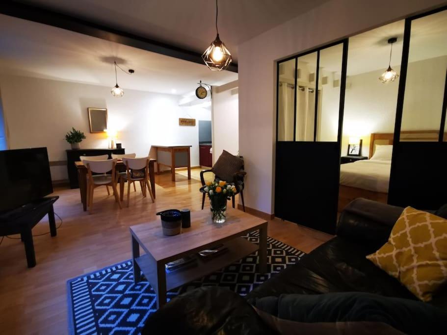 Nid Douillet A Quelques Pas De La Gare. Appartement *